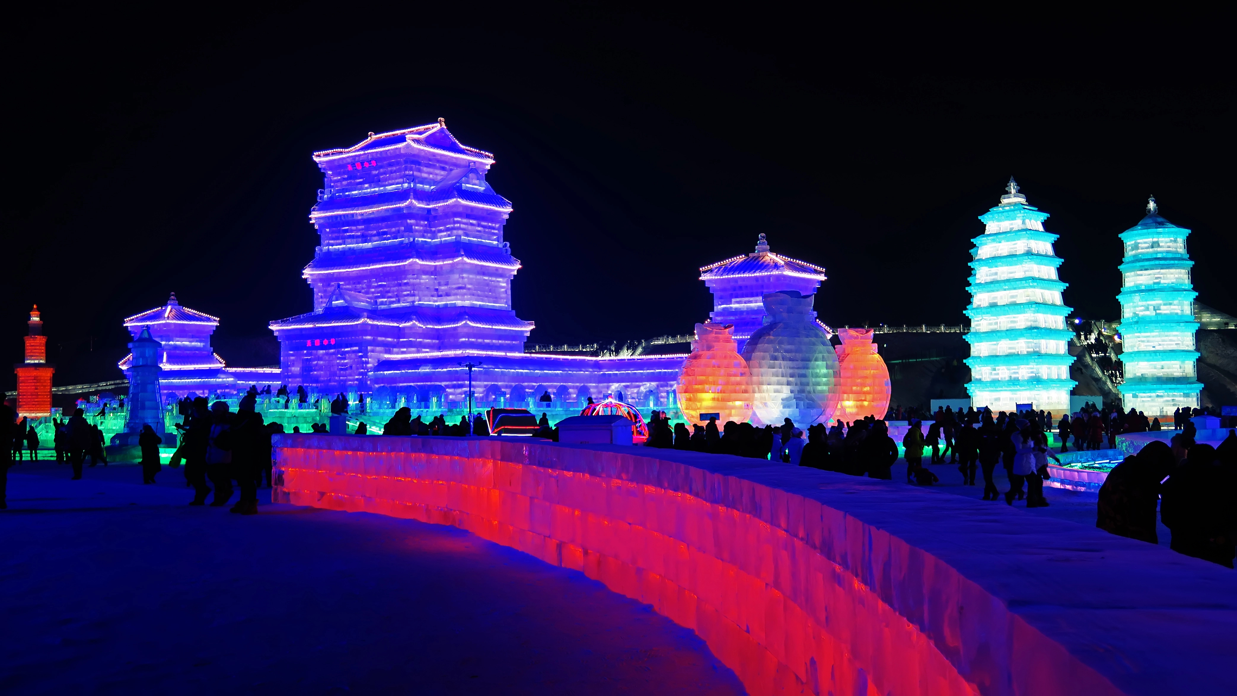 引用：depositphotos