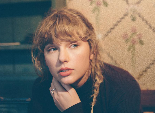 Taylor Swift / Credit: Instagram