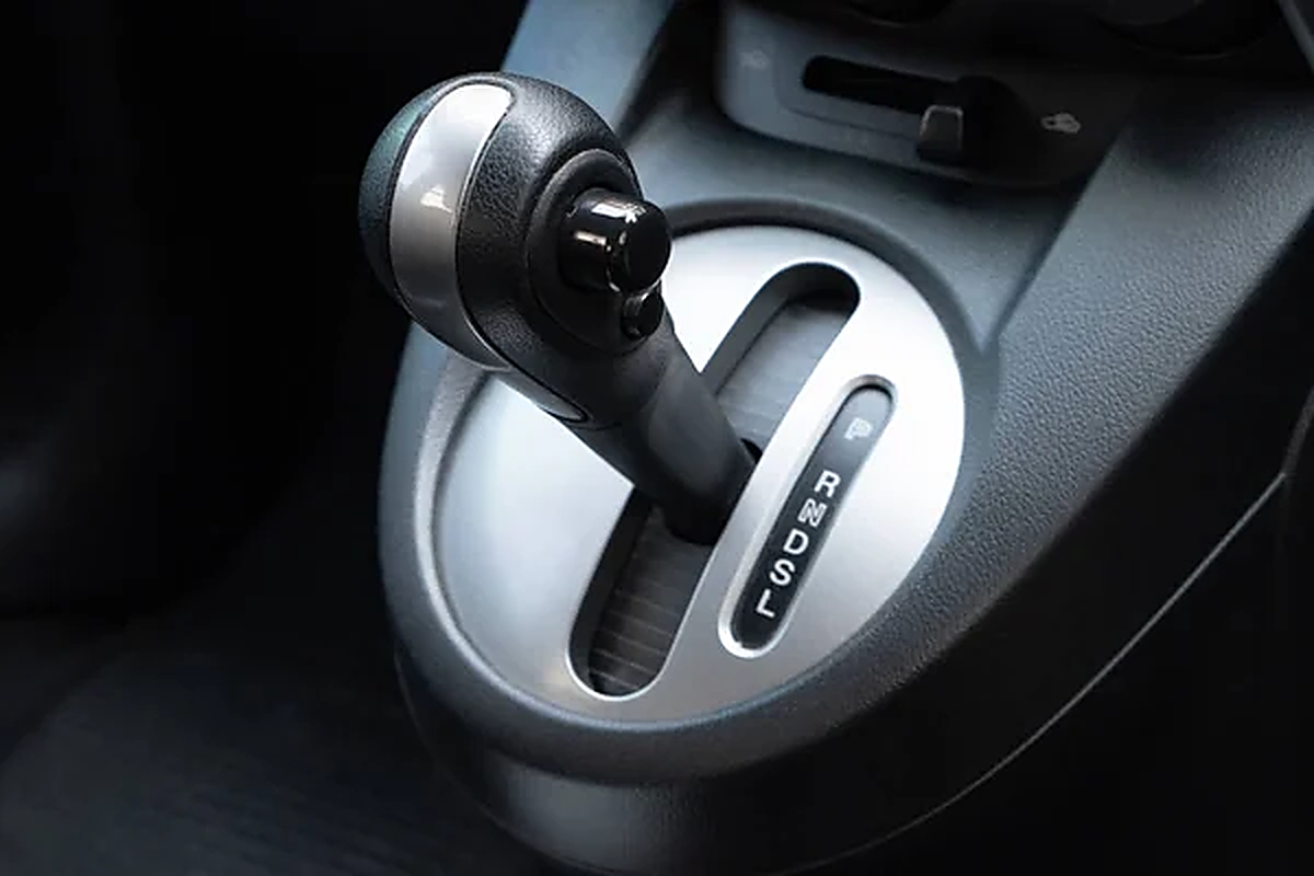 3 Parking Habits That Can Damage Your Automatic Transmission—And You ...