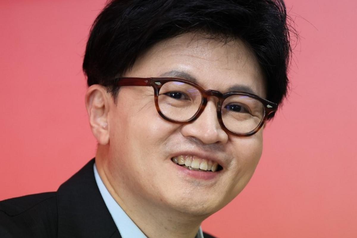 韓東勲氏、わずか18分で「億万長者」に 衝撃の資産急増が話題