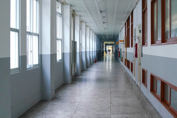 영화 '서울의 봄' 촬영장소, 조선대 본관 / 사진=조선대 