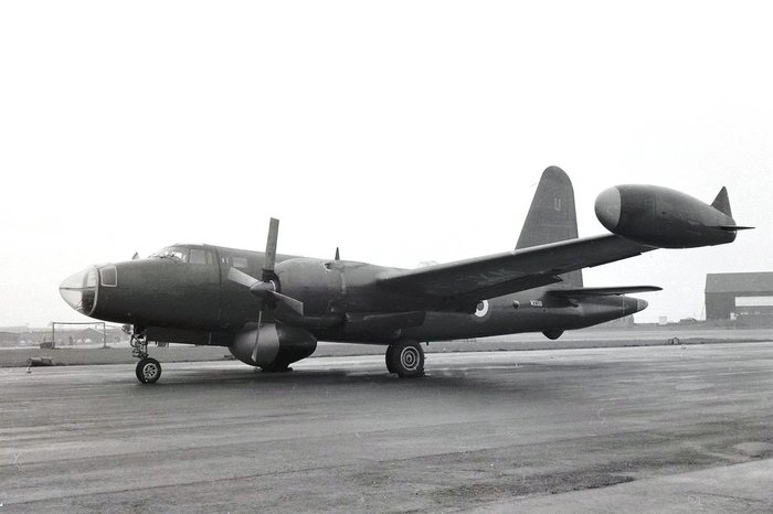 영국 공군 소속의 넵튠 MR.1 초계기 <출처: Public Domain>