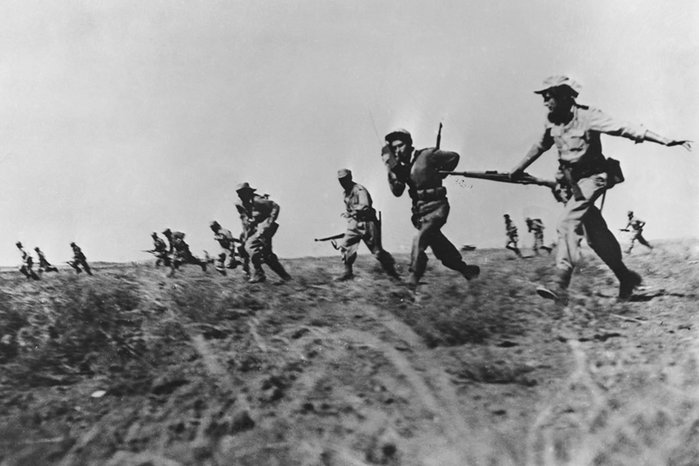 1948년 건국과 함께 이스라엘은 주변 아랍국가들로부터 공격을 받고 전쟁을 치워야만 했다. <출처: Public Domain>