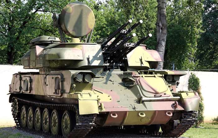 중국 95식 자주대공포 개발 초창기 벤치마킹의 대상이었던 소련의 ZSU-23-4 자주대공포. 중국은 ZSU-23-4 자주대공포의 성능을 높이 평가하고 구경 30mm 미만의 자주대공포가 필요하다는 점을 인식하게 되었지만, 직접적인 모방 대신에 독자 설계의 길을 걷게 된다. <출처: (cc) Vitaly V. Kuzmin at vitalykuzmin.net>