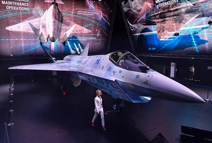 MAKS 2021에 공개된 