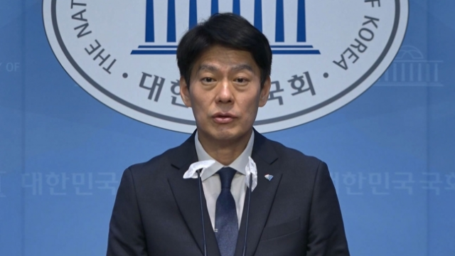 與, 한민수 강북을 공천에 ''친명 낙하산' 안귀령과 똑같아'