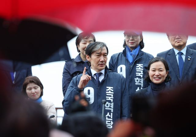 ‘민주당 180석’ 정확히 예측했던 엄경영 “이번 총선은 조국 대관식”