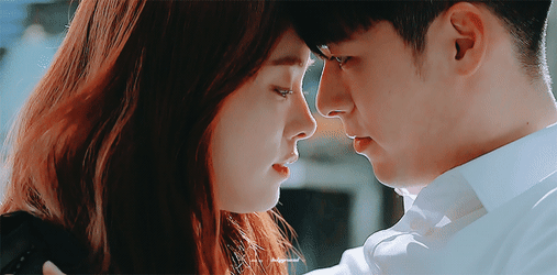 키스신 잘 찍는다고 소문난 감독.gif | 인스티즈