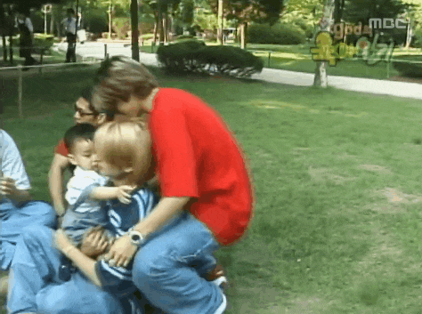 나이먹고 다시 보니 약간 당황스러운 god의 육아일기.gif | 인스티즈