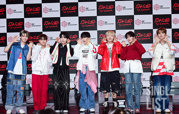 미니앨범 'REALIZE(리얼라이즈)' 쇼케이스에 참석한 더킹덤(The KingDom) ©최은희 기자 oso0@slist.kr