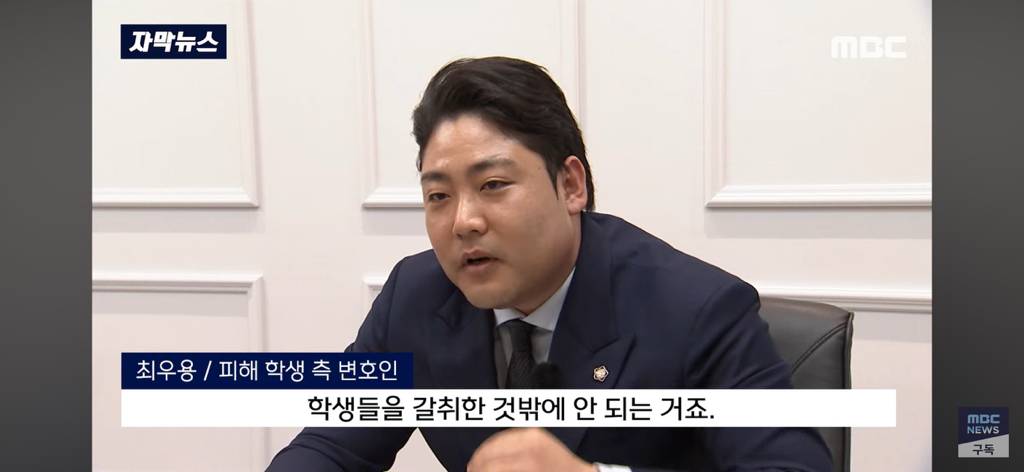 미술박람회에 나온 교수님 작품 