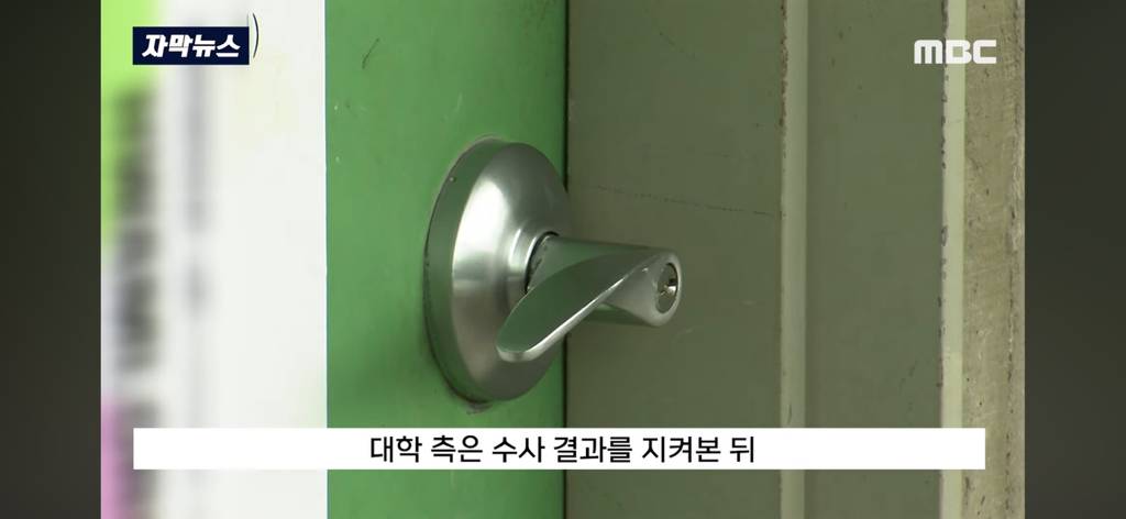 미술박람회에 나온 교수님 작품 