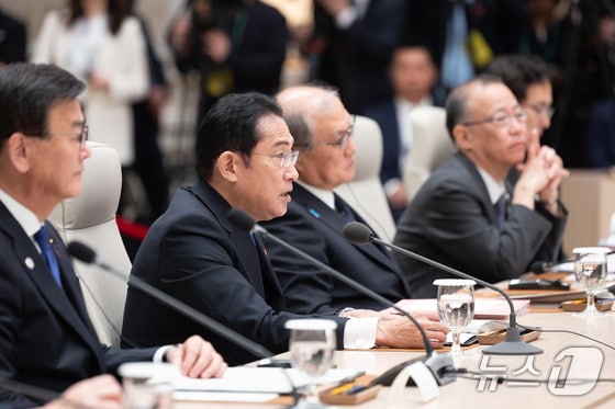기시다 후미오 일본 총리가 27일 청와대 영빈관에서 열린 한·중·일 정상회의에서 발언을 하고 있다. (대통령실 제공) 2024.5.27/뉴스1 © News1 송원영 기자