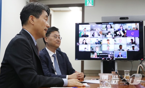 이주호 사회부총리 겸 교육부 장관이 23일 서울 종로구 정부서울청사에서 열린 교실혁명 선도교사 연수 개회식에서 발언을 하고 있다. /뉴스1 © News1 임세영 기자