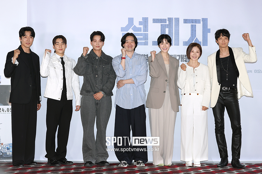 ▲ 이무생 탕준상 이현욱 이요섭 감독 정은채 이미숙 강동원 ⓒ곽혜미 기자
