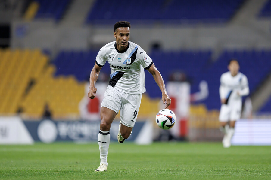 ▲ 천안 모따가 ‘하나은행 K리그2 2024’ 14라운드 MVP로 선정됐다. ⓒ한국프로축구연맹