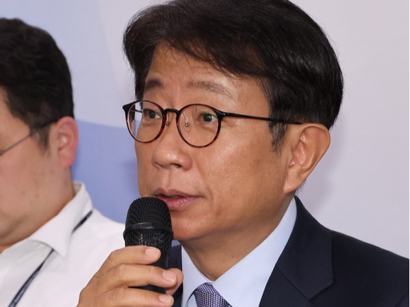 ▲ 박상우 국토교통부 장관이 13일 세종시 정부세종청사에서 출입기자들을 만나 전세사기 피해자 주거안정 강화방안에 대해 설명하고 있다. 2024.05.13. 사진=뉴시스