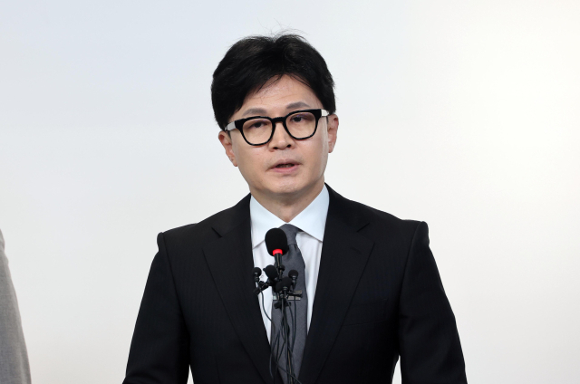 한동훈, 당대표 출마하나…총선 출마자들 만나 '지구당 부활' 언급
