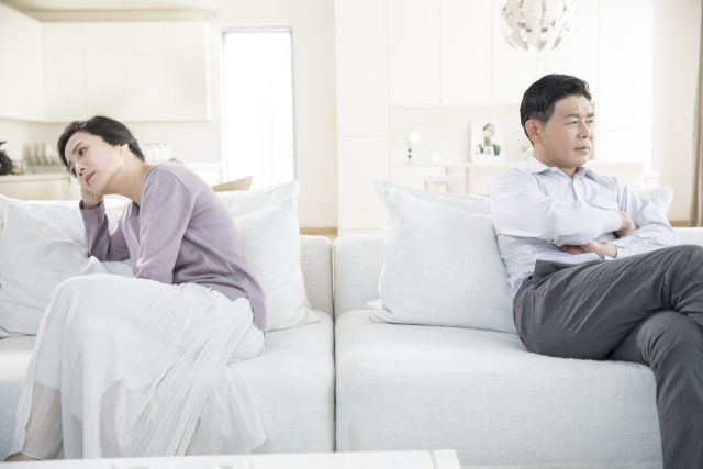 아내 집 나간지 5년째라는 남편…“이혼 요구하자 부양료 달라는데 줘야하나요?”