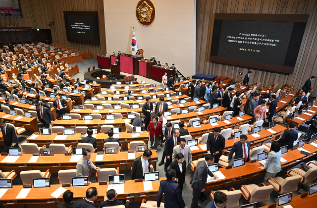21대 국회 법안 처리율 36%