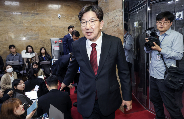권성동 “대통령 임기 단축 개헌 반대…탄핵 도구로 악용”