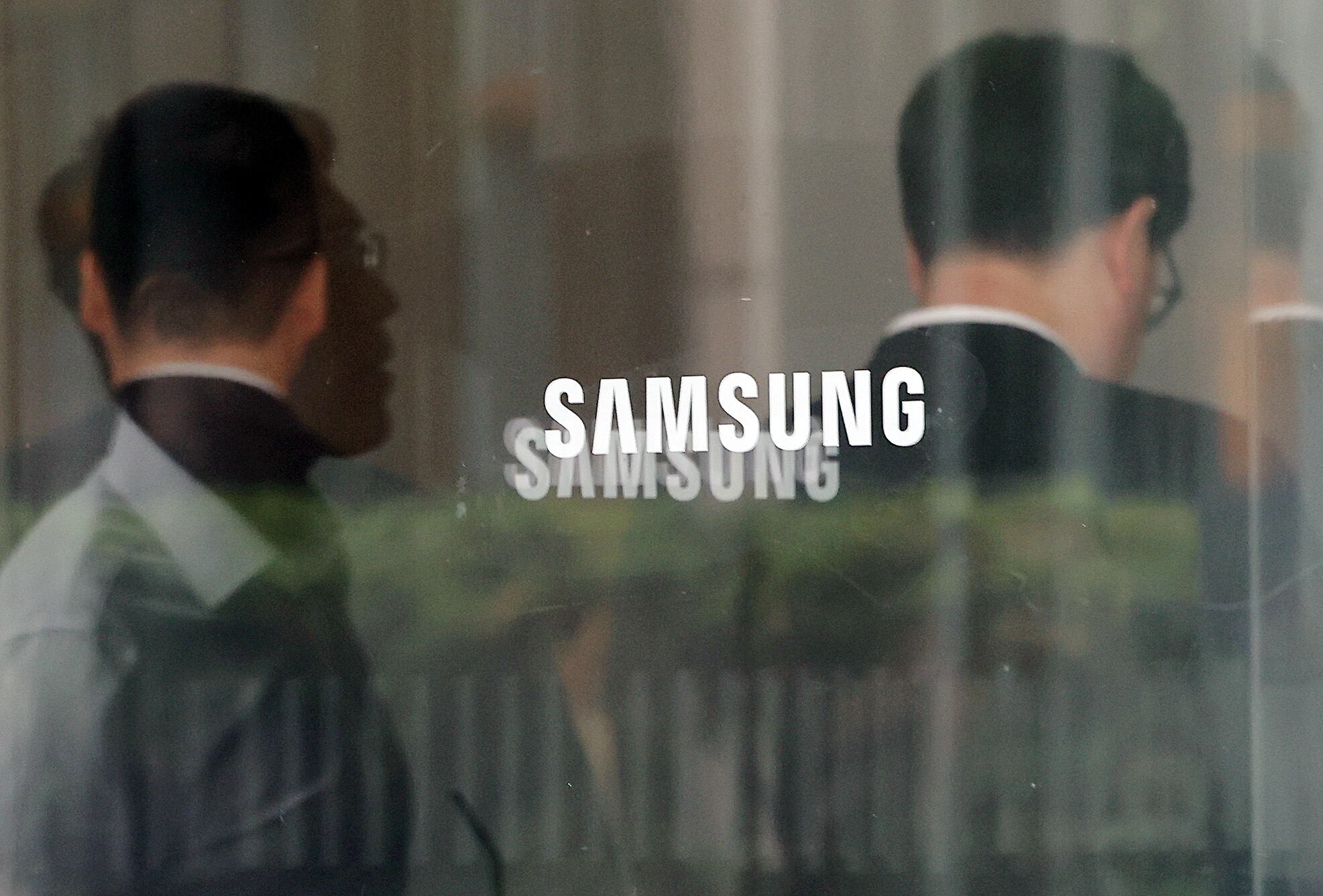 삼성전자 특허 기밀 유출 사건과 국내 경제의 불안정성