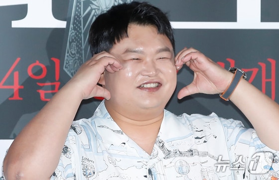 배우 고규필이 12일 서울 용산CGV에서 열린 영화 '타로'(연출 최병길/극본 경민선) 기자간담회에서 포즈를 취하고 있다. '타로'는 한순간의 선택으로 뒤틀린 타로카드의 저주에 갇혀버리는 잔혹 운명 미스터리를 그린 작품이다. 2024.6.12/뉴스1 © News1 권현진 기자