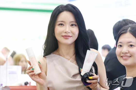 트로트 가수 홍진영© News1 민경석 기자