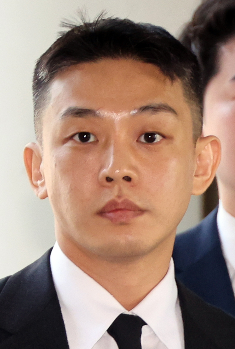 ▲ 6차 공판 출석하는 유아인.  ⓒ연합뉴스