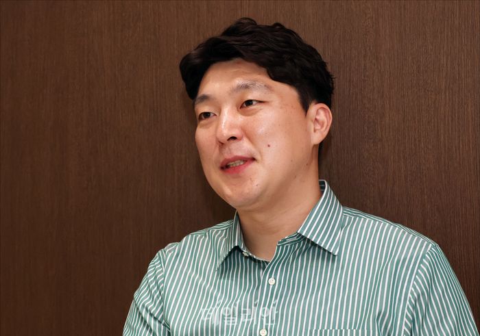 박진호 국민의힘 청년최고위원 후보자가 27일 오후 서울 여의도의 한 카페에서 데일리안과 인터뷰를 하고 있다. ⓒ데일리안 홍금표 기자