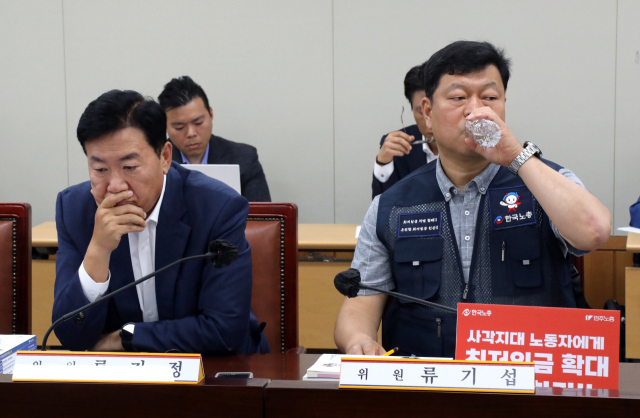 최저임금 논의도 하기 전에 ‘사퇴 엄포’ 놓는 노동계