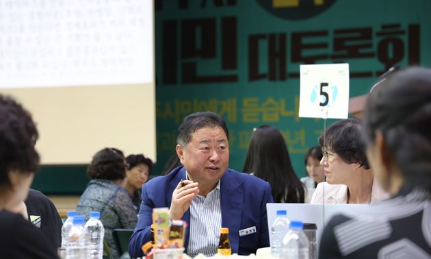 김경일 파주시장 '2년을 20년처럼 달려, 100만 자족도시 방향 설정'