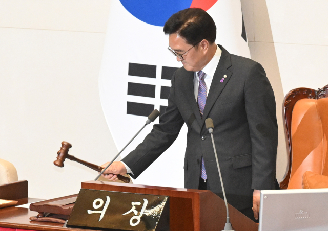 ‘독립유공자 후손’ 우원식 의장 “홍범도 흉상철거 백지화 요청”