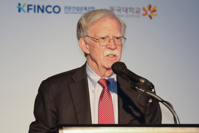 '냉전 때 美도 핵으로 평화” 韓 핵무장론 불 붙는다