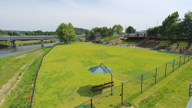 '서울에도 이제 27홀 구장이'…탄천변에 서울 최대 규모 파크골프장 문 연다