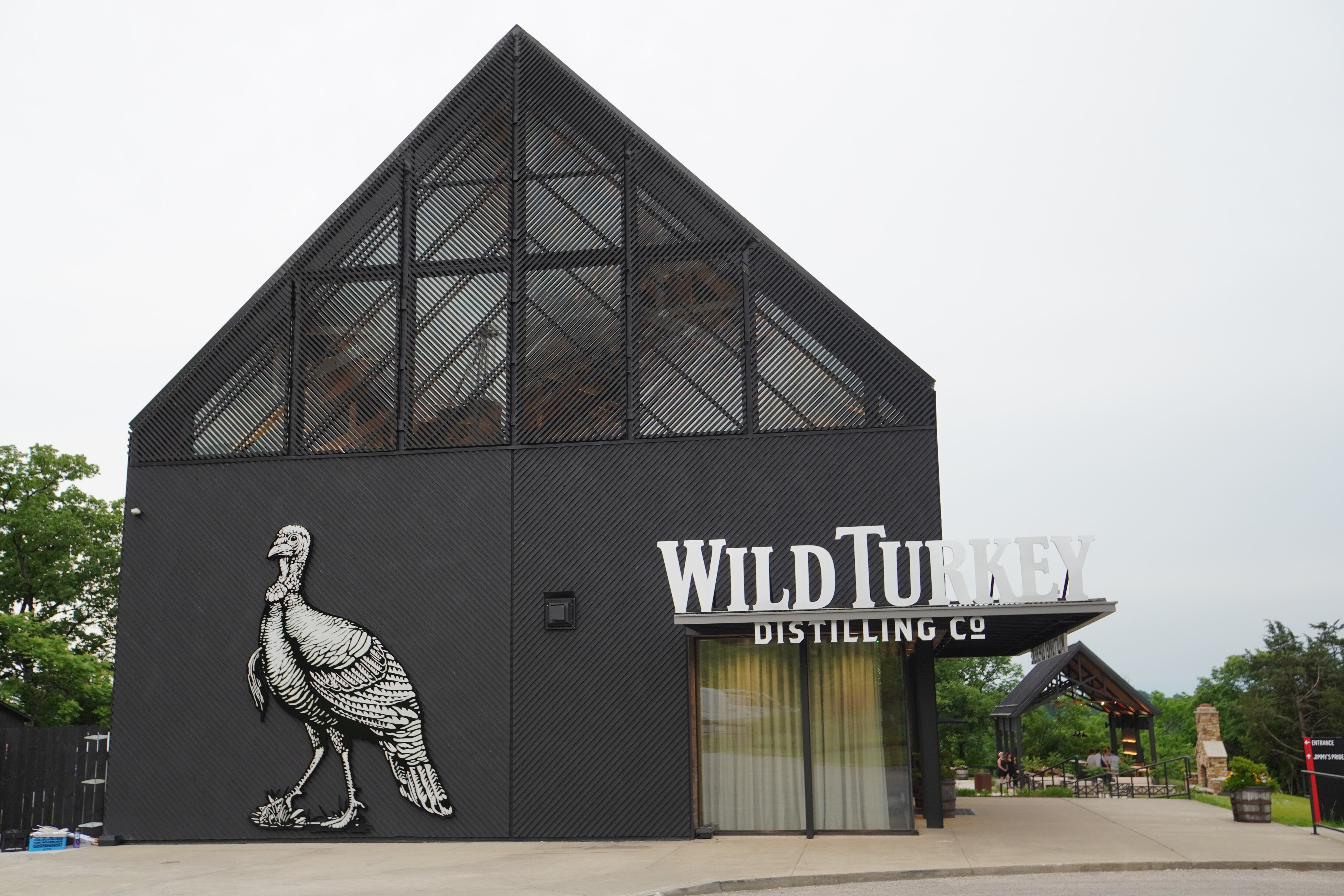 켄터키주 로렌스버그에 자리잡은 와일드 터키 비지터 센터. /유진우 기자