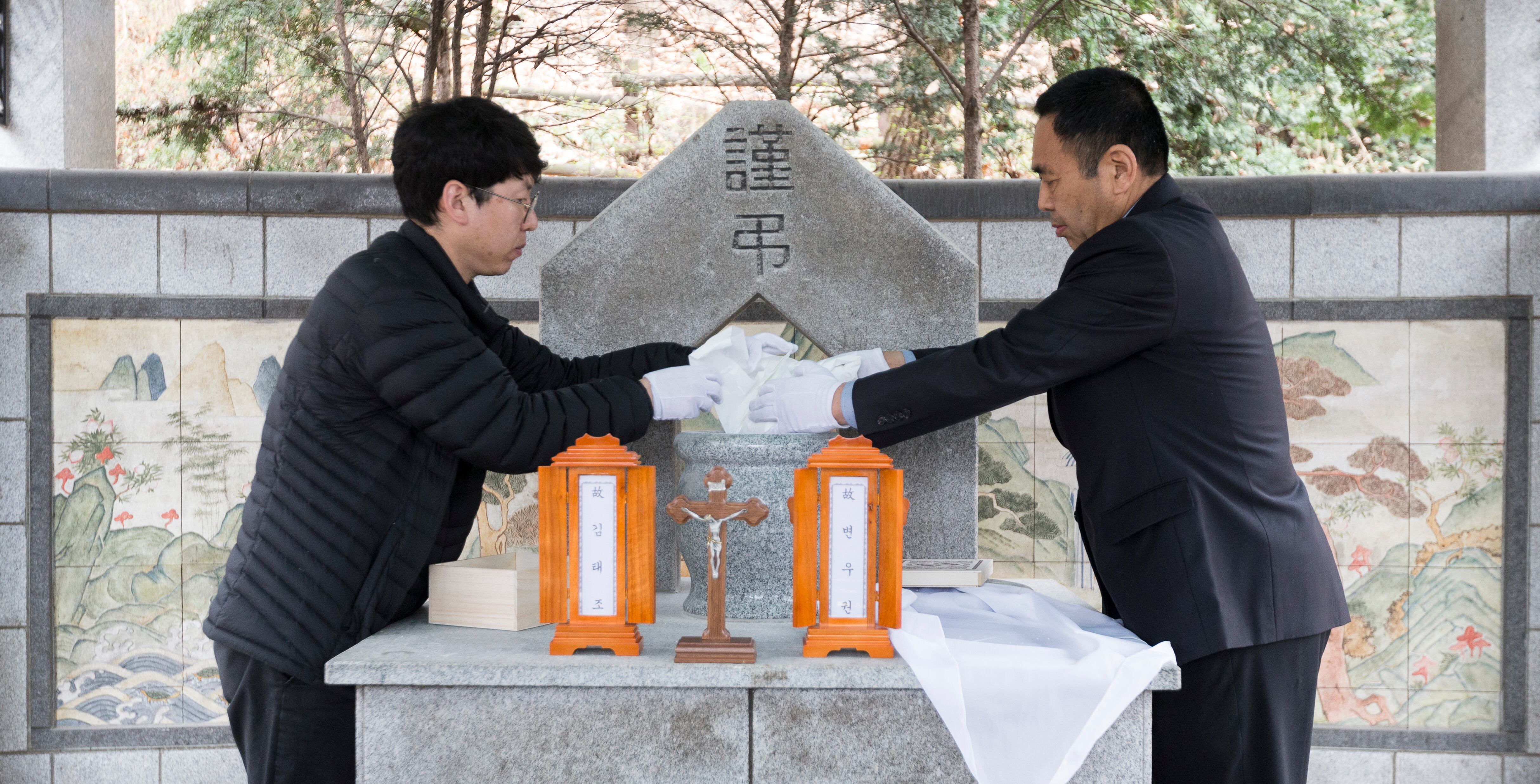 2019년 3월 27일 경기 고양시 서울시립승화원. 무연고사망자를 위한 장례식이 진행되고 있다. /조선DB