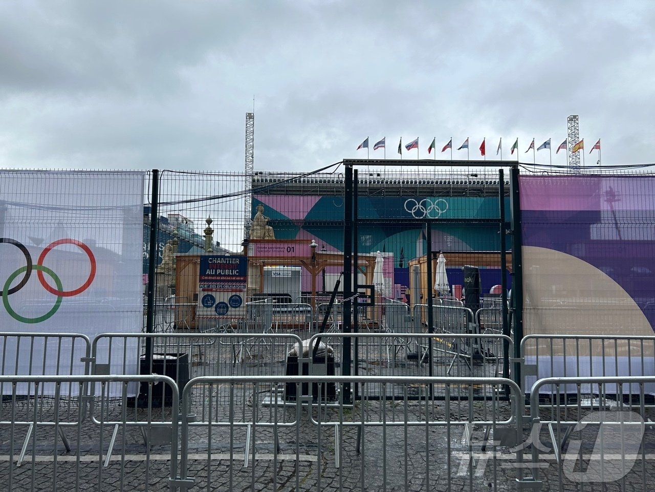  23일(한국시간) 프랑스 파리의 콩코르드 광장 주위로 보안이 철저하게 진행되는 모습. 2024.7.23/뉴스1 ⓒ News1 문대현 기자