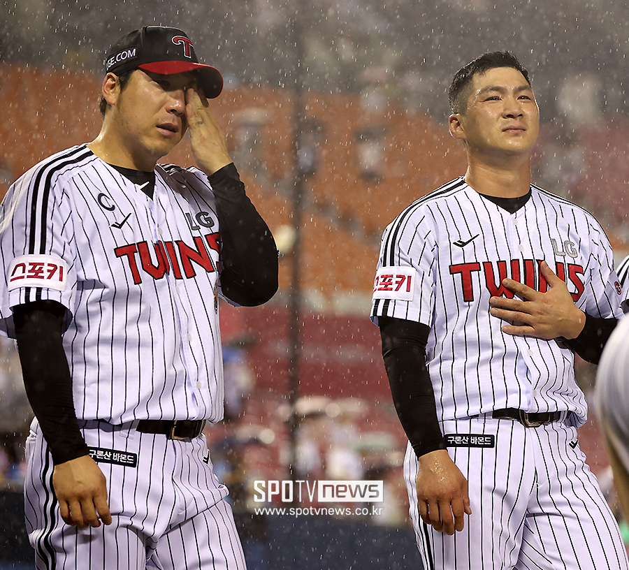 ▲ 김현수 오지환 ⓒ곽혜미 기자