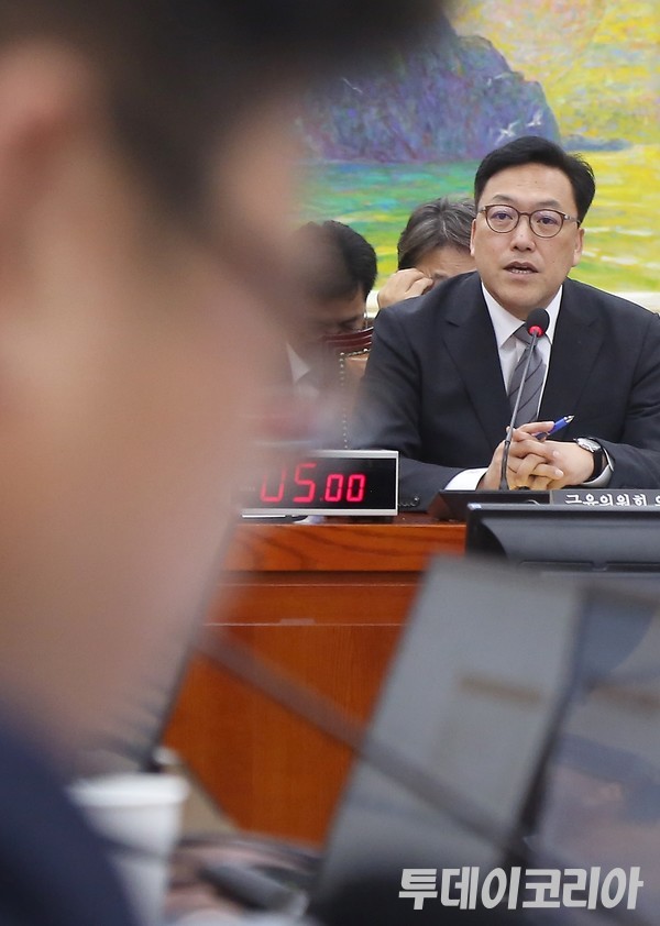 ▲ 22일 국회 정무위원회에서 열린 청문회에서 대답 중인 김병환 금융위원장 후보자. 사진=투데이코리아
