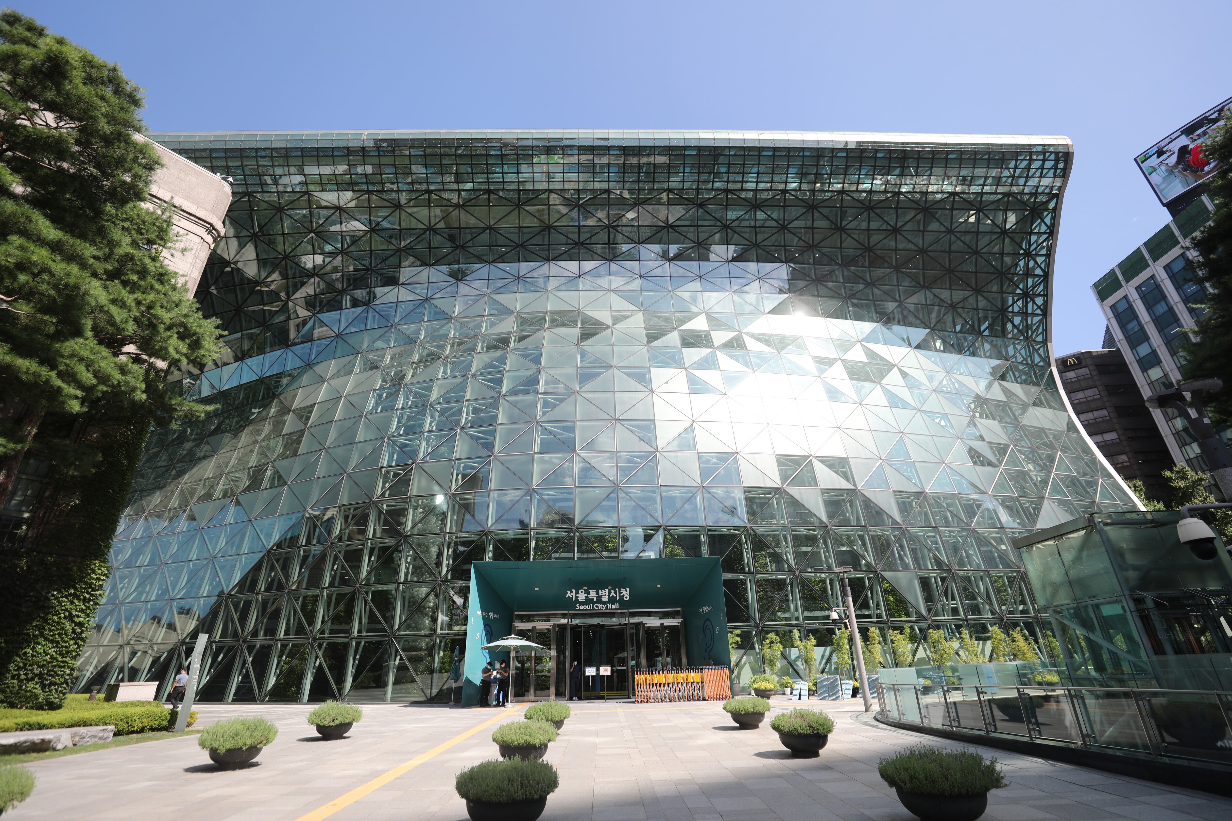 내년부터 서울 연면적 3만㎡ 이상 비주거 건물, 재생열 설비 갖춰야 | 조선비즈, image size:5000x3333