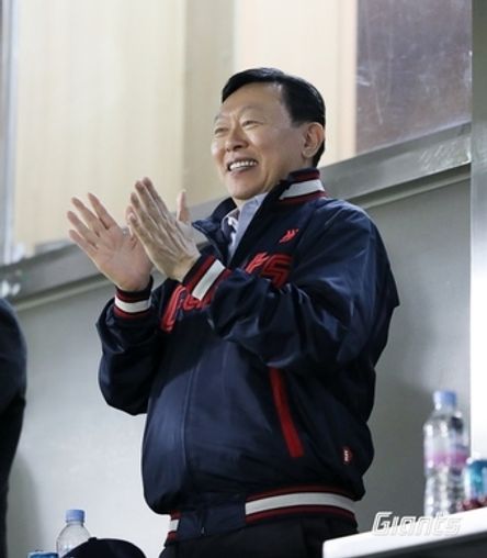 신동빈 롯데 회장. ⓒ 롯데 자이언츠