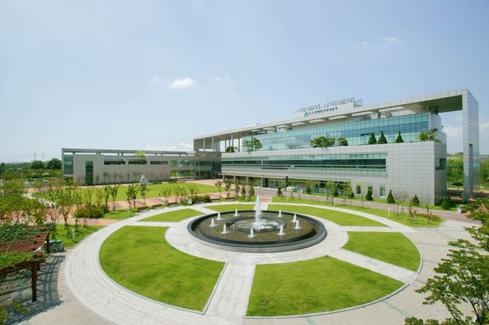 수도권매립지관리공사 본관 전경 ⓒ 수도권매립지관리공사 제공