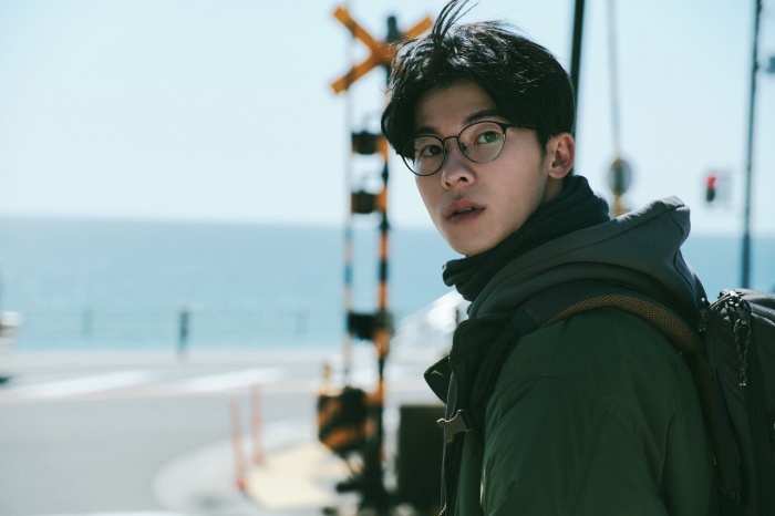 '청춘 18X2 너에게로 이어지는 길' 속 쉬광한. 사진제공=쇼박스
