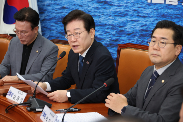 이재명 '한동훈 의대증원 유예 제안, 의료붕괴 위기 타개 대안'