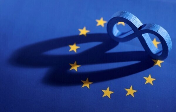 매타와 EU 로고. (사진=연합뉴스)