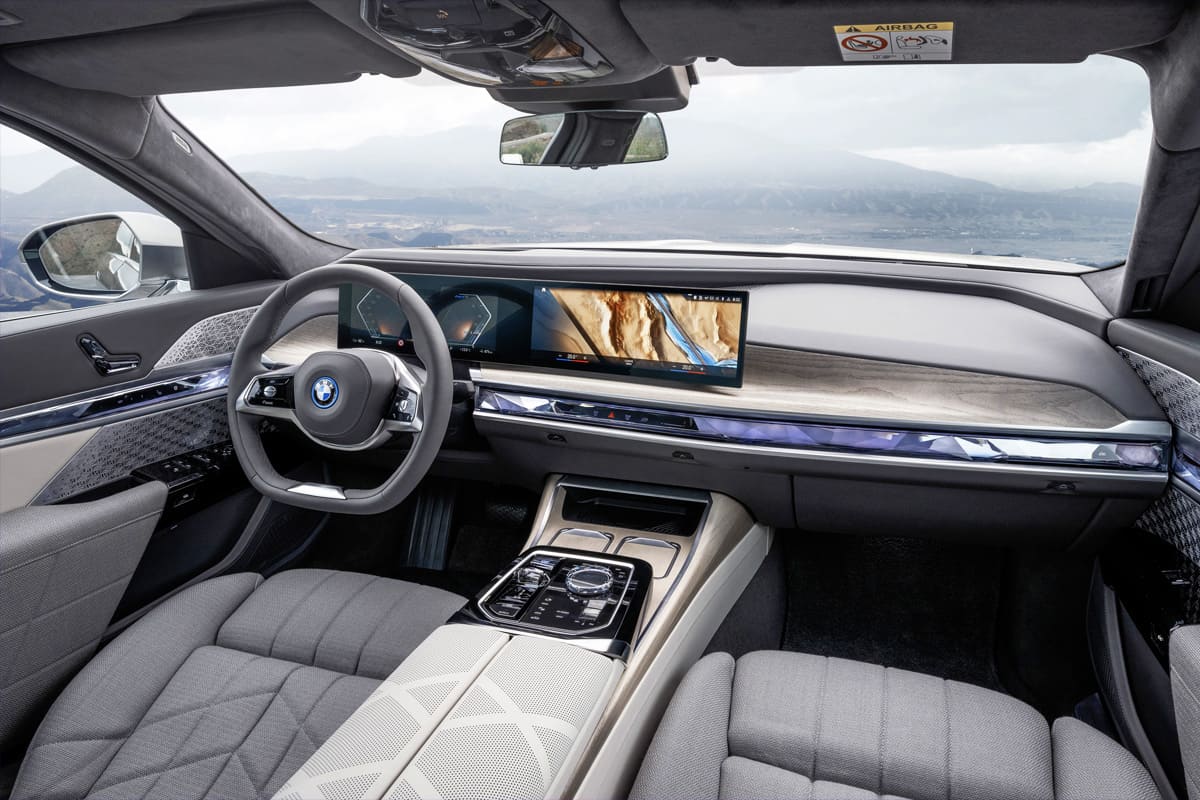 BMW i7 xDrive60 실내