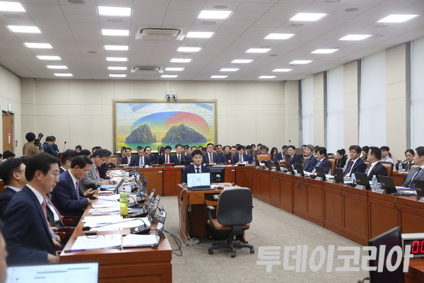 ▲ 지난 24일 국회 정무위원회의 국정감사가 열리고 있다. 사진=김유진 기자