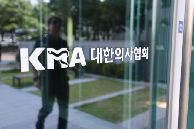 의료계에서 커지는 '의협 회장 사퇴론'… '비대위로 전환해야'