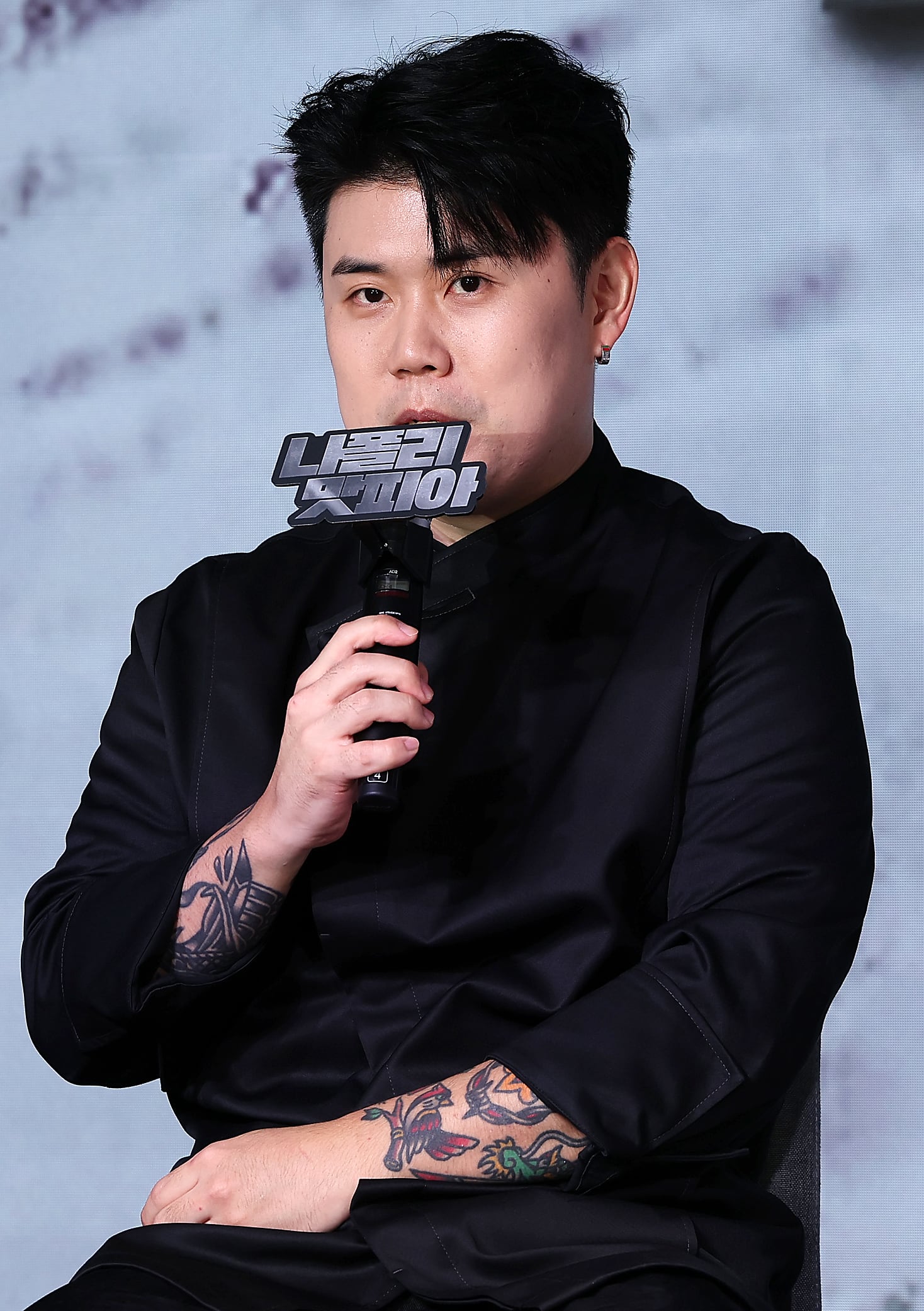 흑백요리사 우승자 나폴리 맛피아가 지난 7일 오전 서울 마포구 호텔 나루 서울 엠갤러리에서 열린 넷플릭스 예능 '흑백요리사: 요리 계급 전쟁' 기자간담회에서 인사말을 하고 있다. /뉴스1